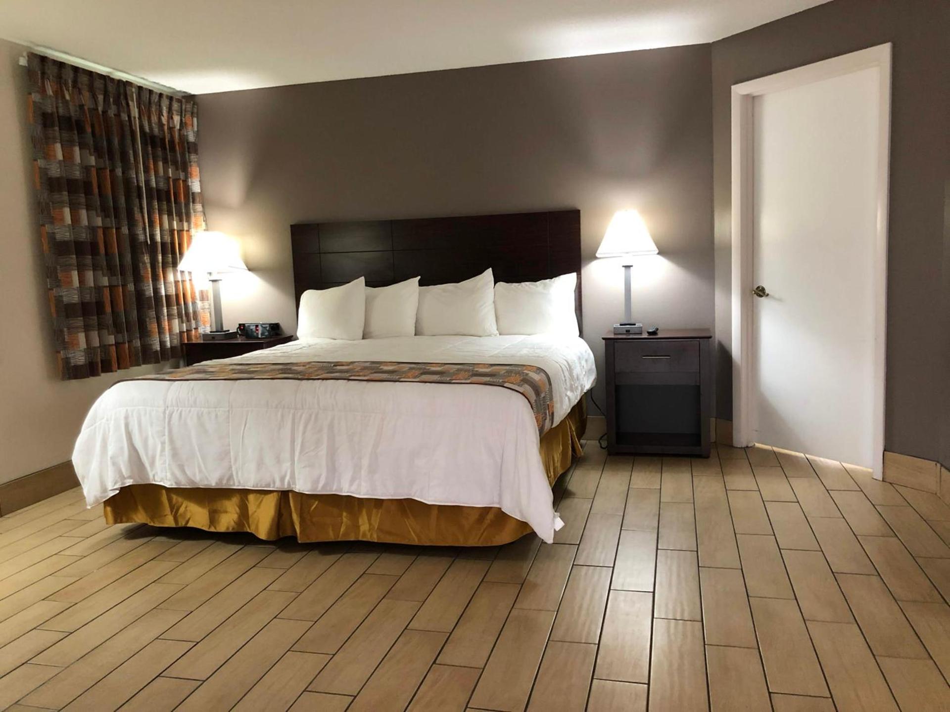 Sun Coast Inn photo 2