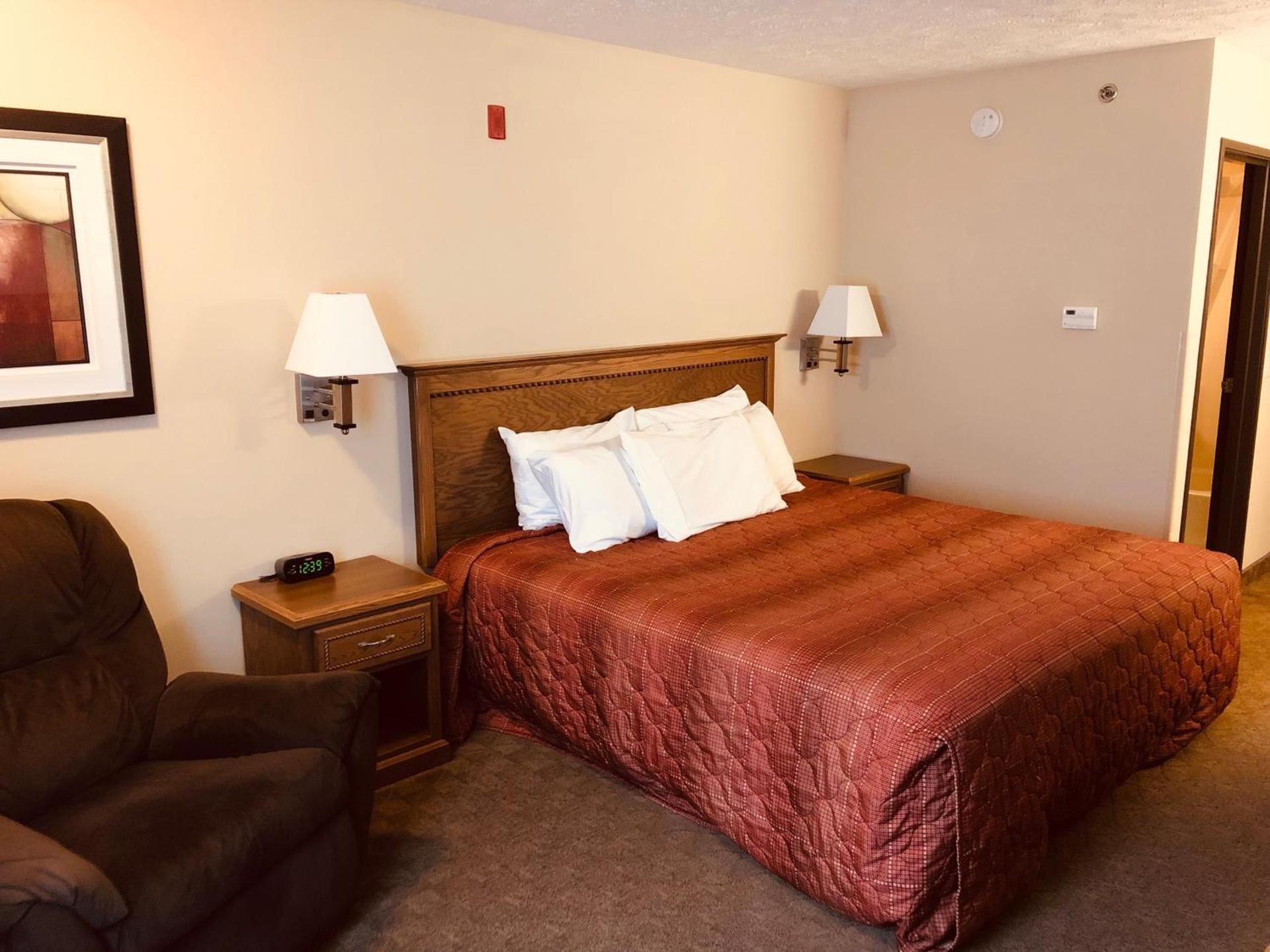 Shenandoah Inn & Suites photo 26