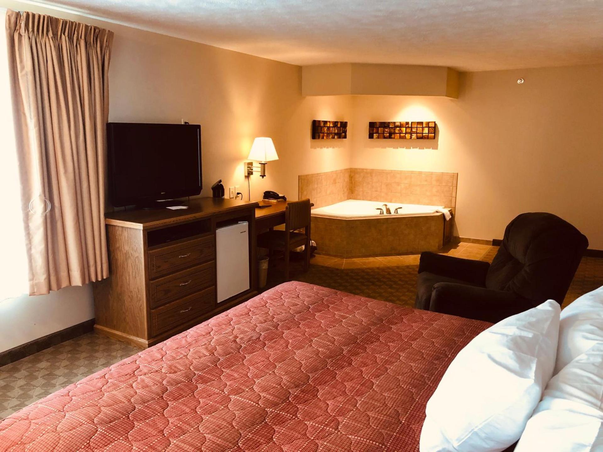 Shenandoah Inn & Suites photo 9