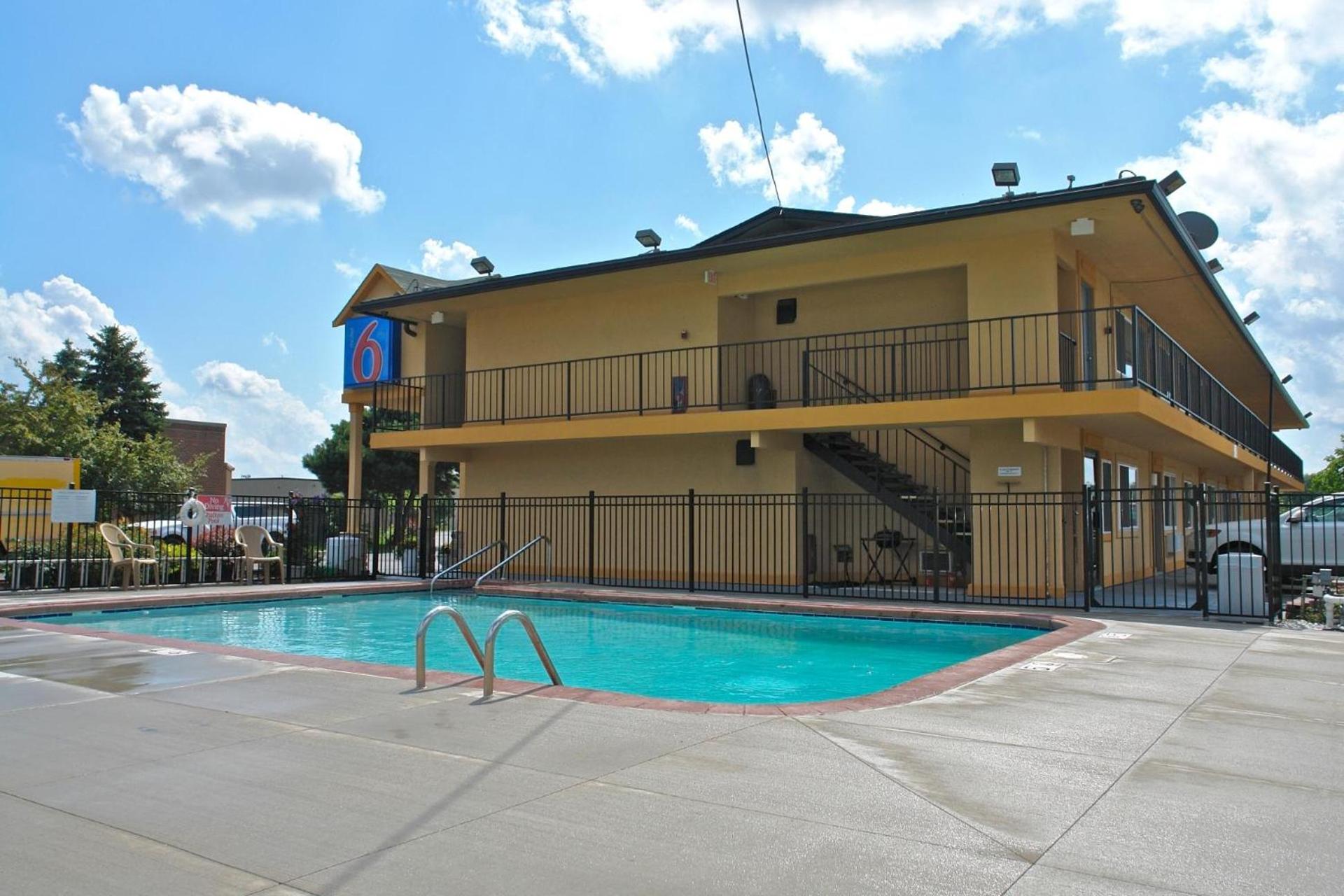 Motel 6-Oshkosh, WI photo 30