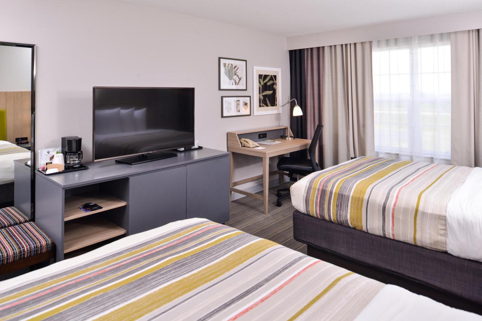 Country Inn & Suites by Radisson, Tinley Park, IL photo 62