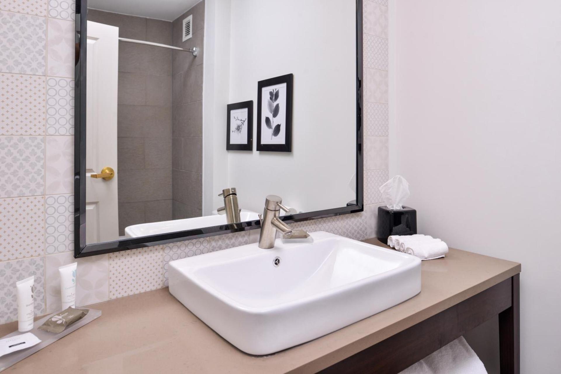 Country Inn & Suites by Radisson, Tinley Park, IL photo 53