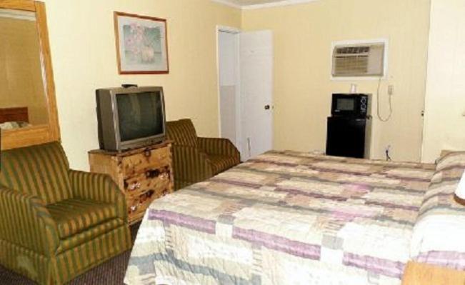 Interstate Motel photo 6