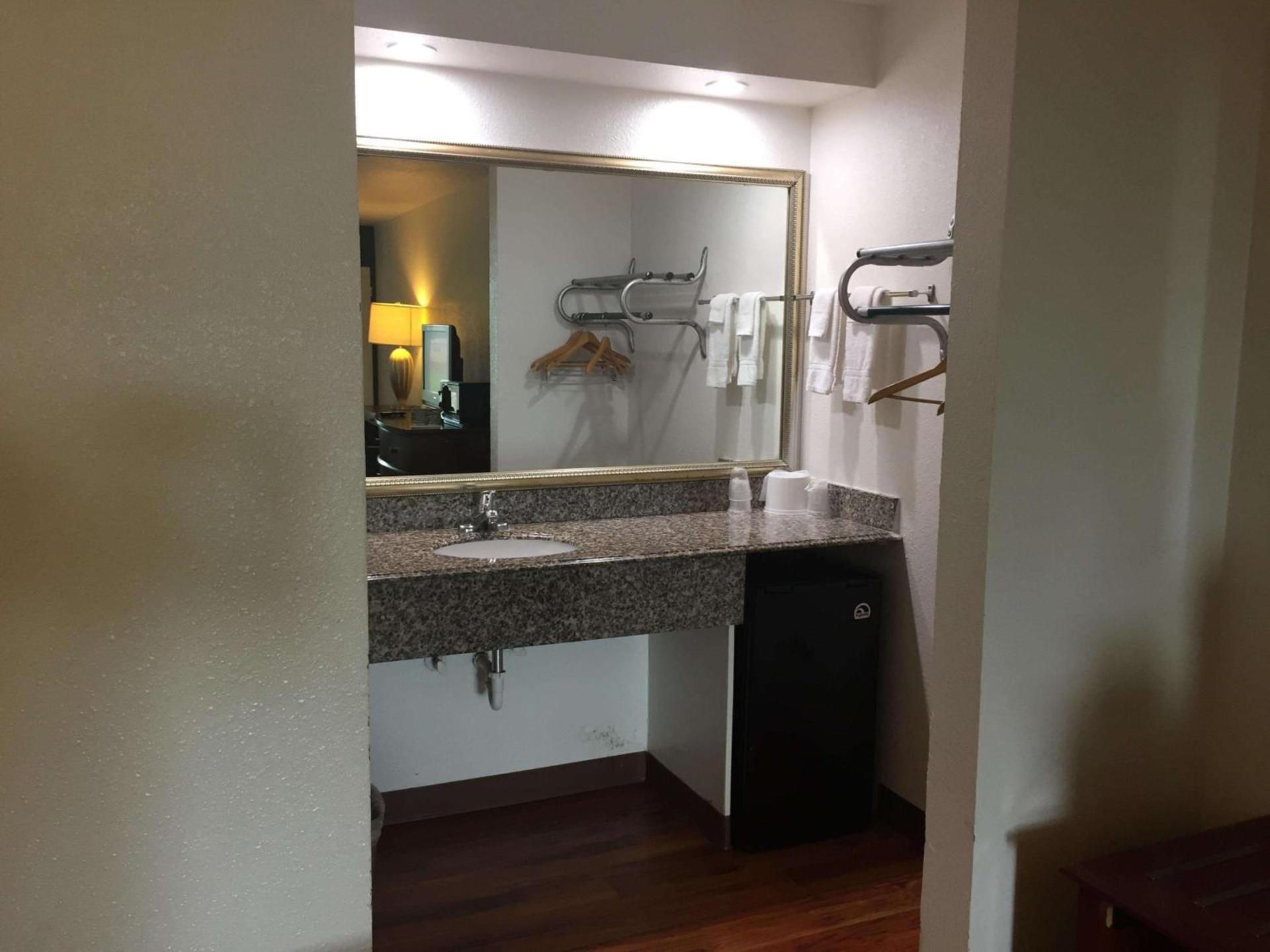 Motel 6-Nashville, TN - Airport photo 9
