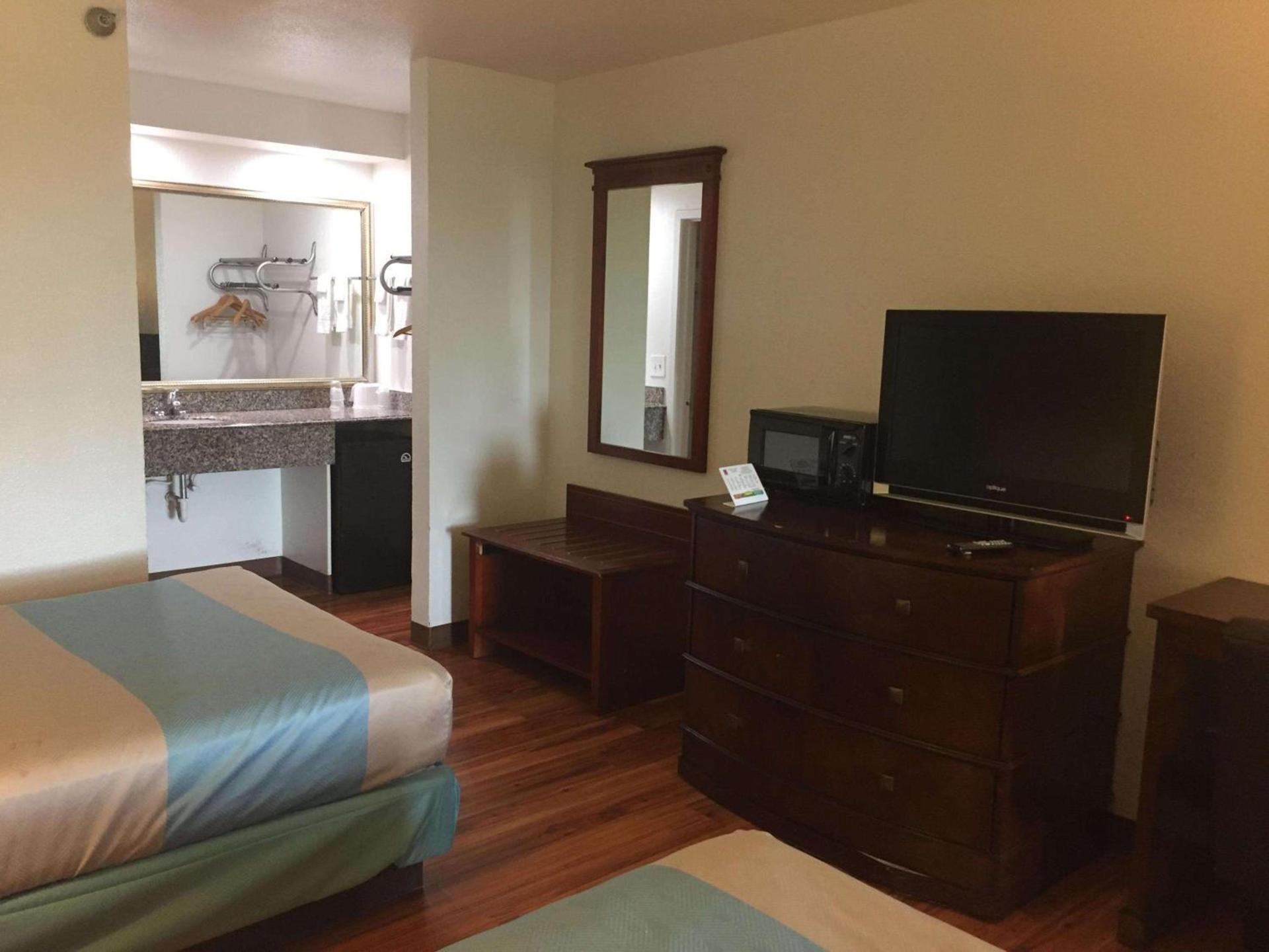 Motel 6-Nashville, TN - Airport photo 8