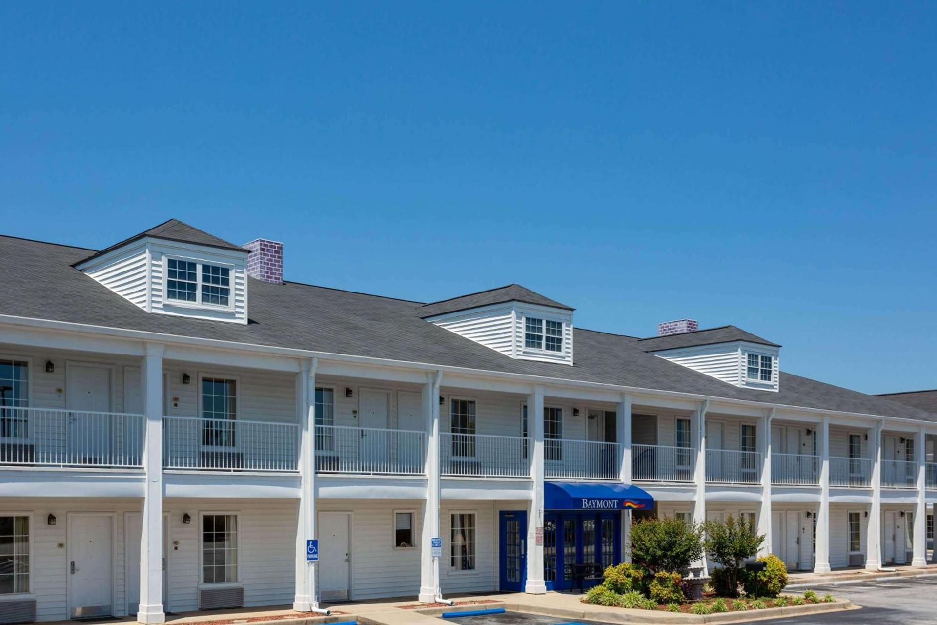 Baymont by Wyndham Easley/Greenville photo 23