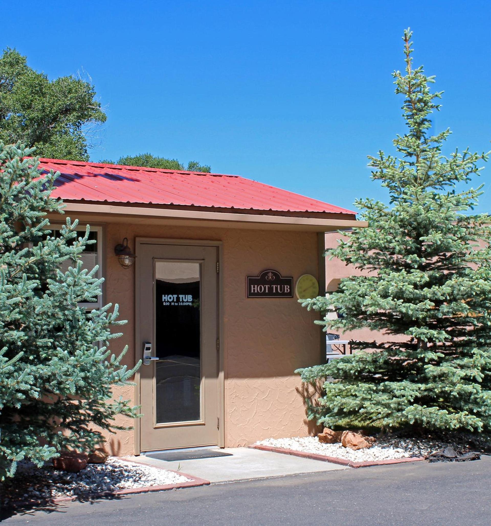Rodeway Inn Gunnison - Crested Butte photo 11