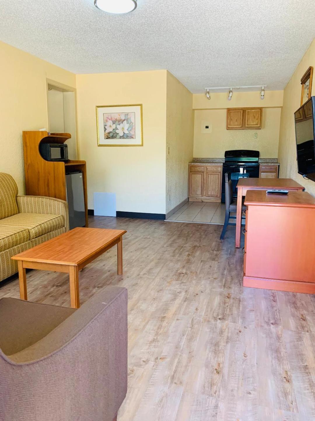 Coachman's Inn photo 4
