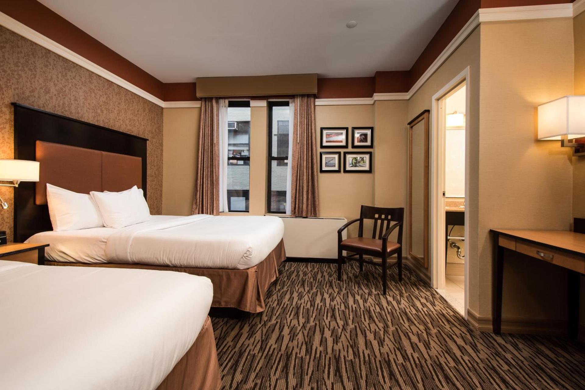The Hotel at Fifth Avenue photo 50
