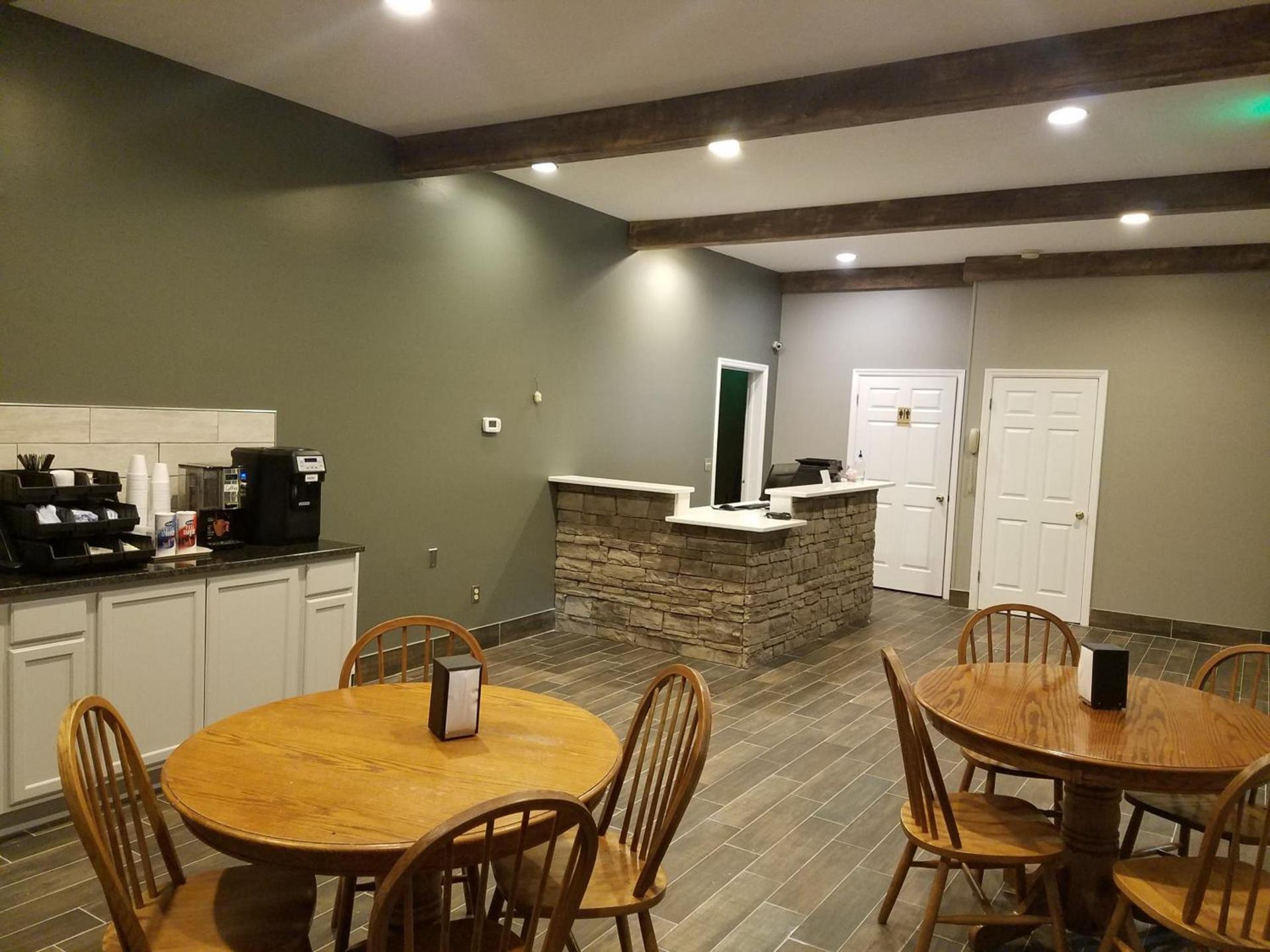 Meriwether Country Inn photo 11