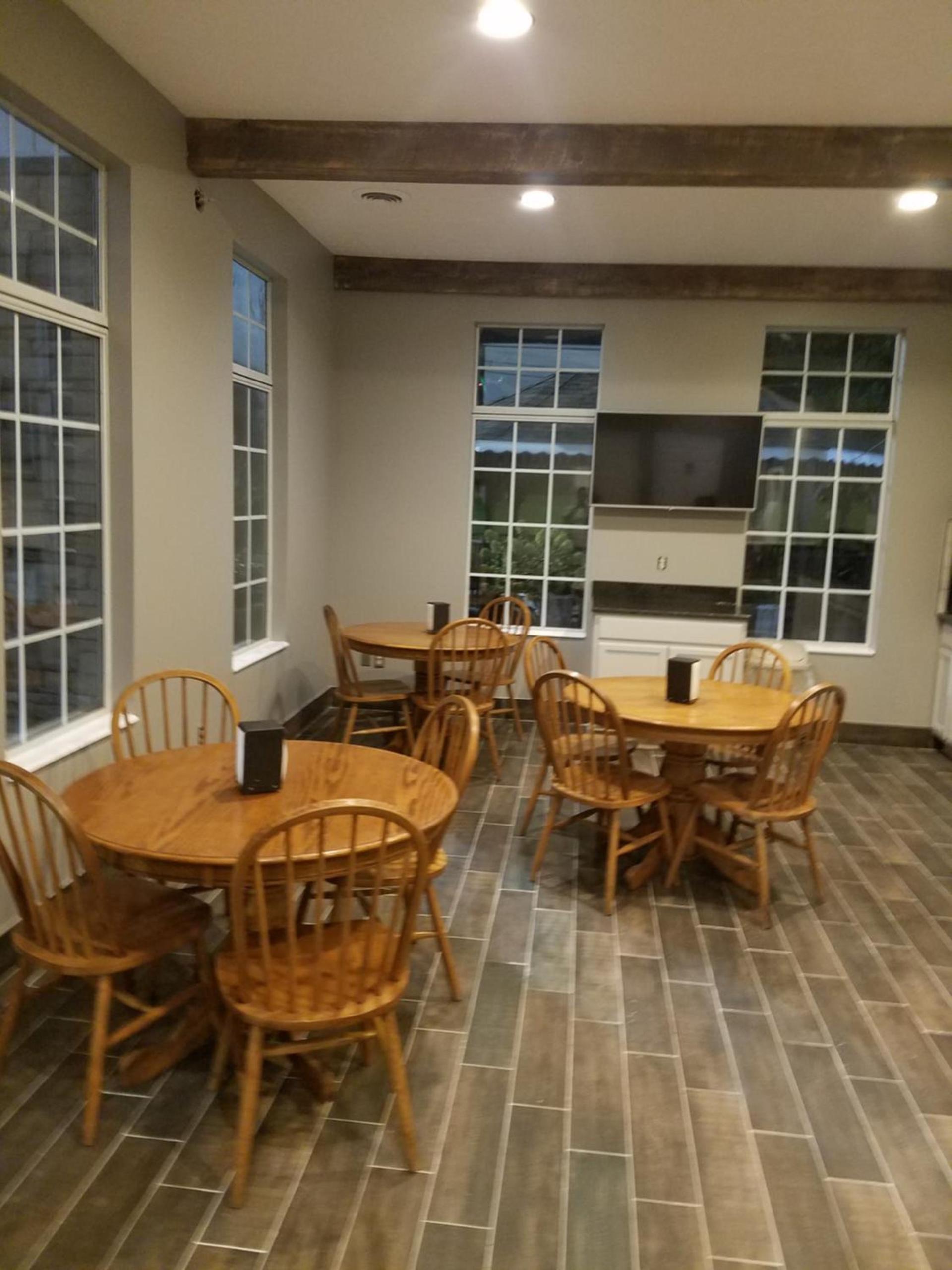 Meriwether Country Inn photo 13