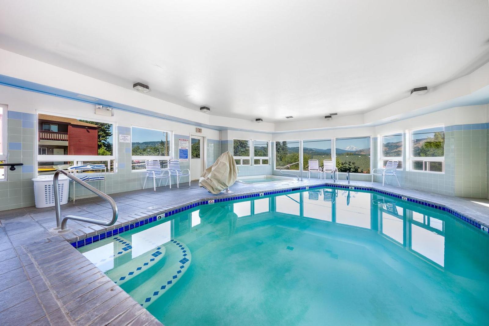 Riverview Lodge photo 11