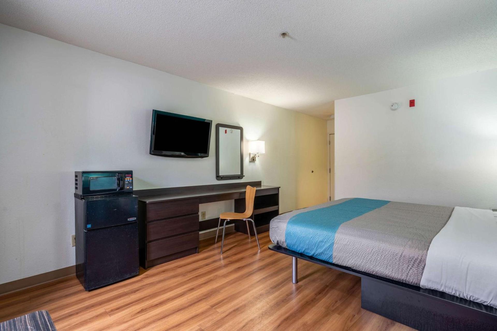Motel 6-Rocky Mount, NC photo 12