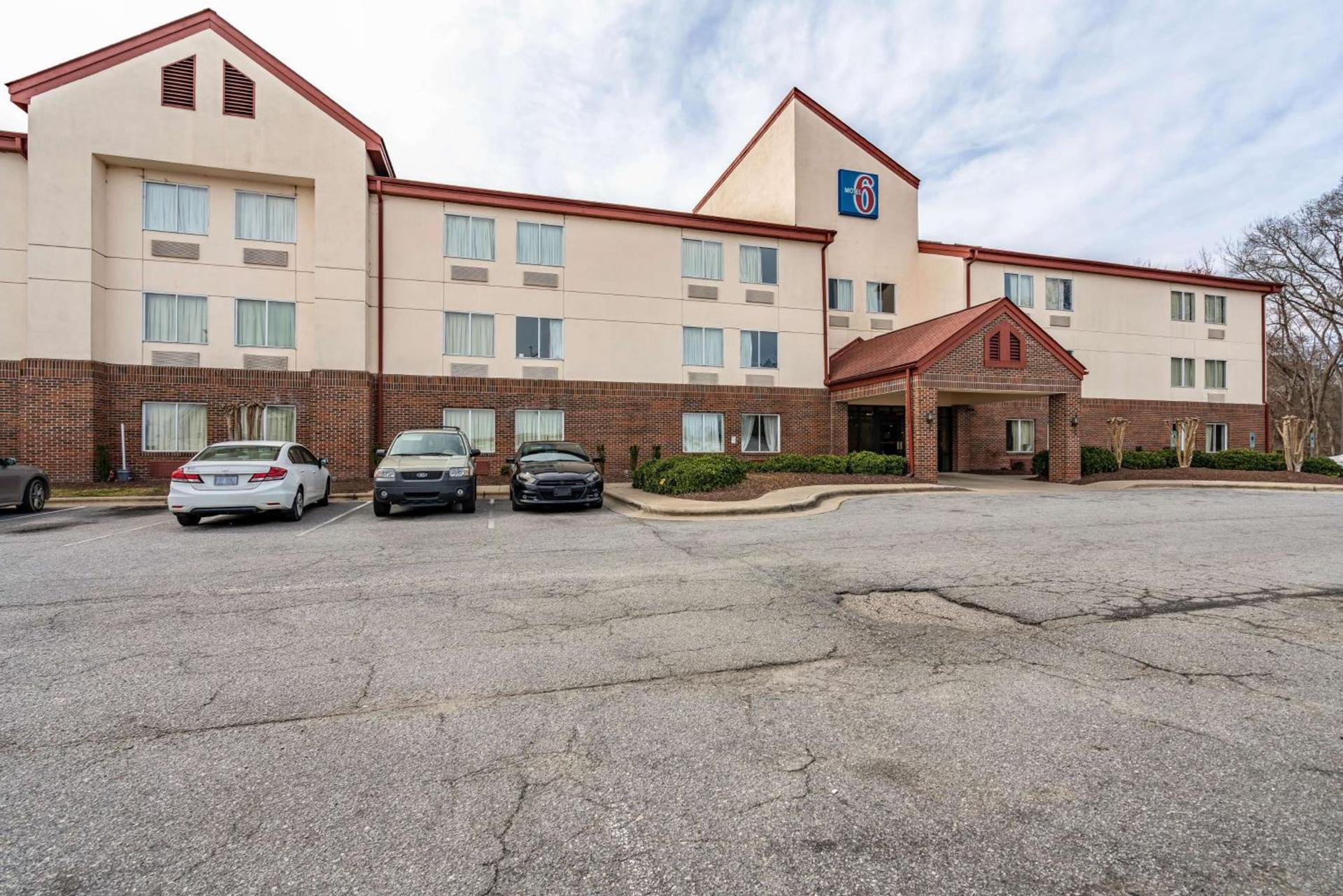 Motel 6-Rocky Mount, NC photo 1