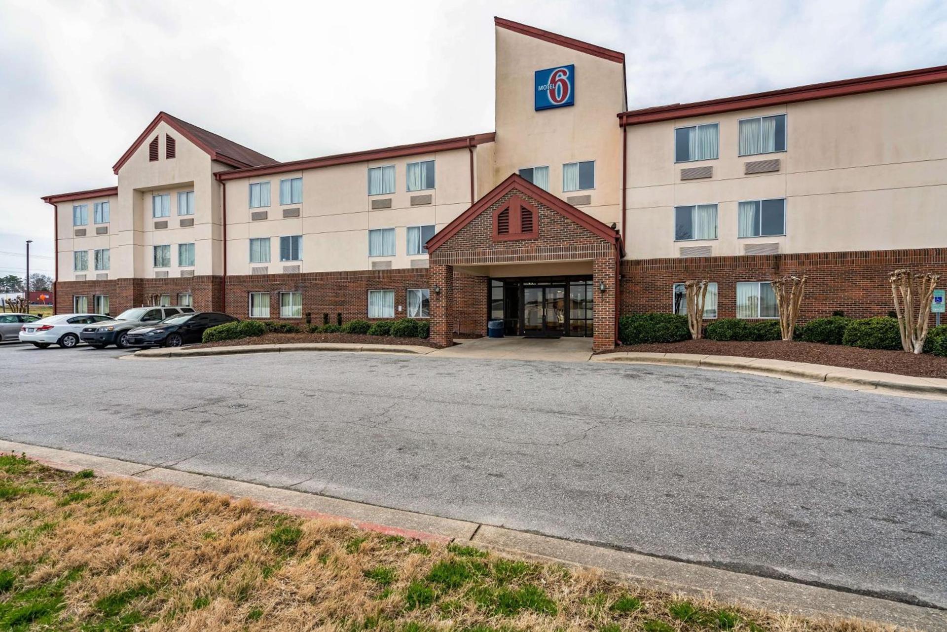 Motel 6-Rocky Mount, NC photo 4