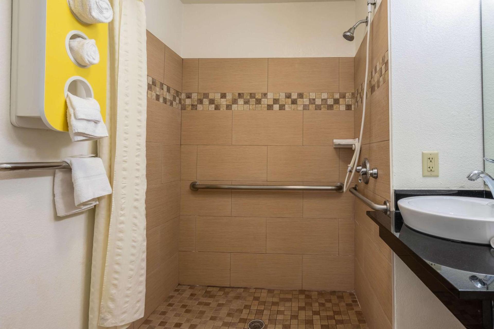 Motel 6-Rocky Mount, NC photo 28