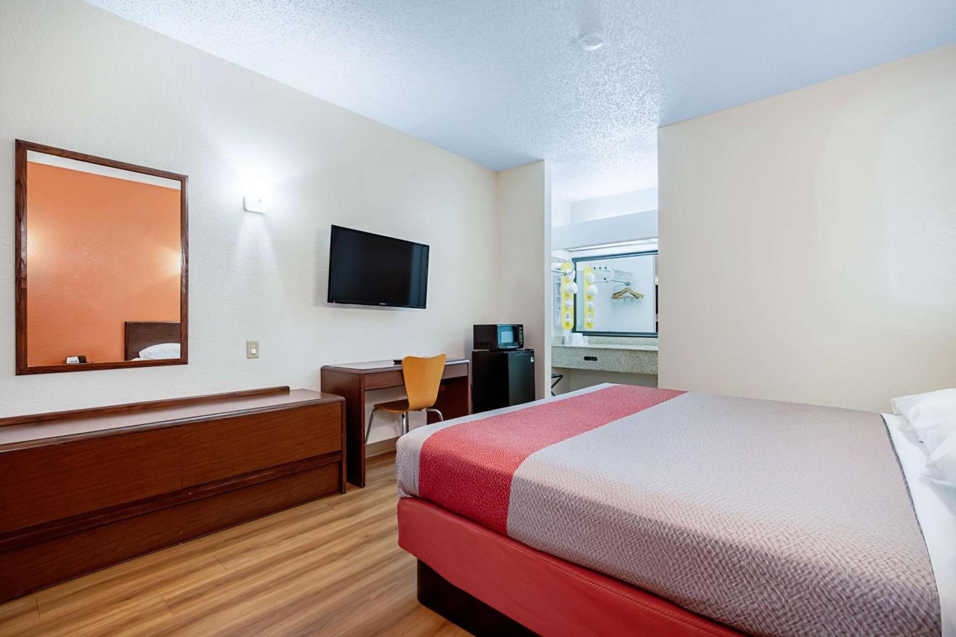 Motel 6-Covington, TN photo 5