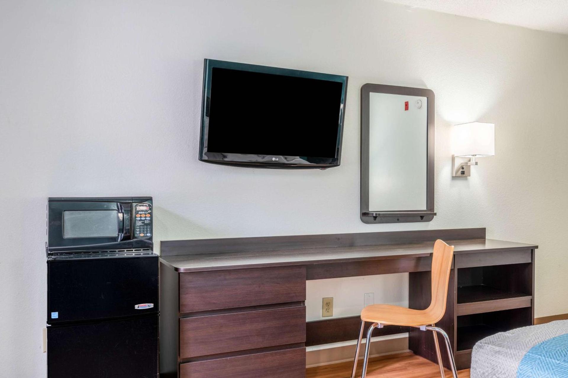 Motel 6-Rocky Mount, NC photo 13
