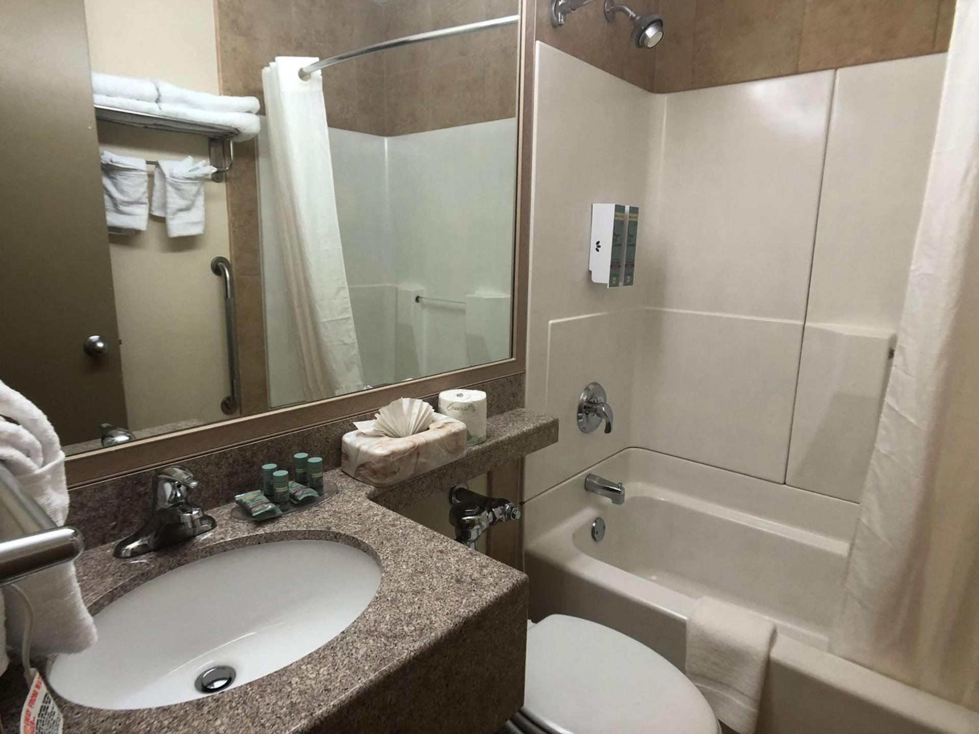 Best Western Jamaica Inn photo 11