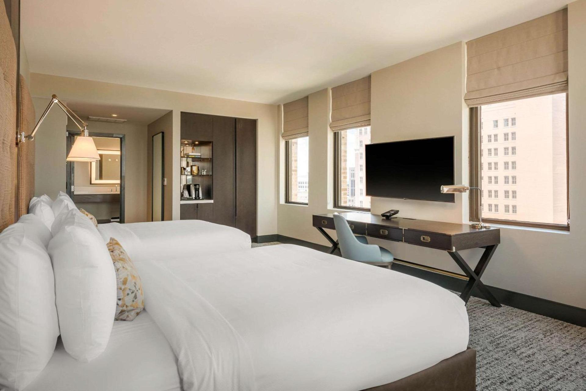 Cambria Hotel Houston Downtown Convention Center photo 67