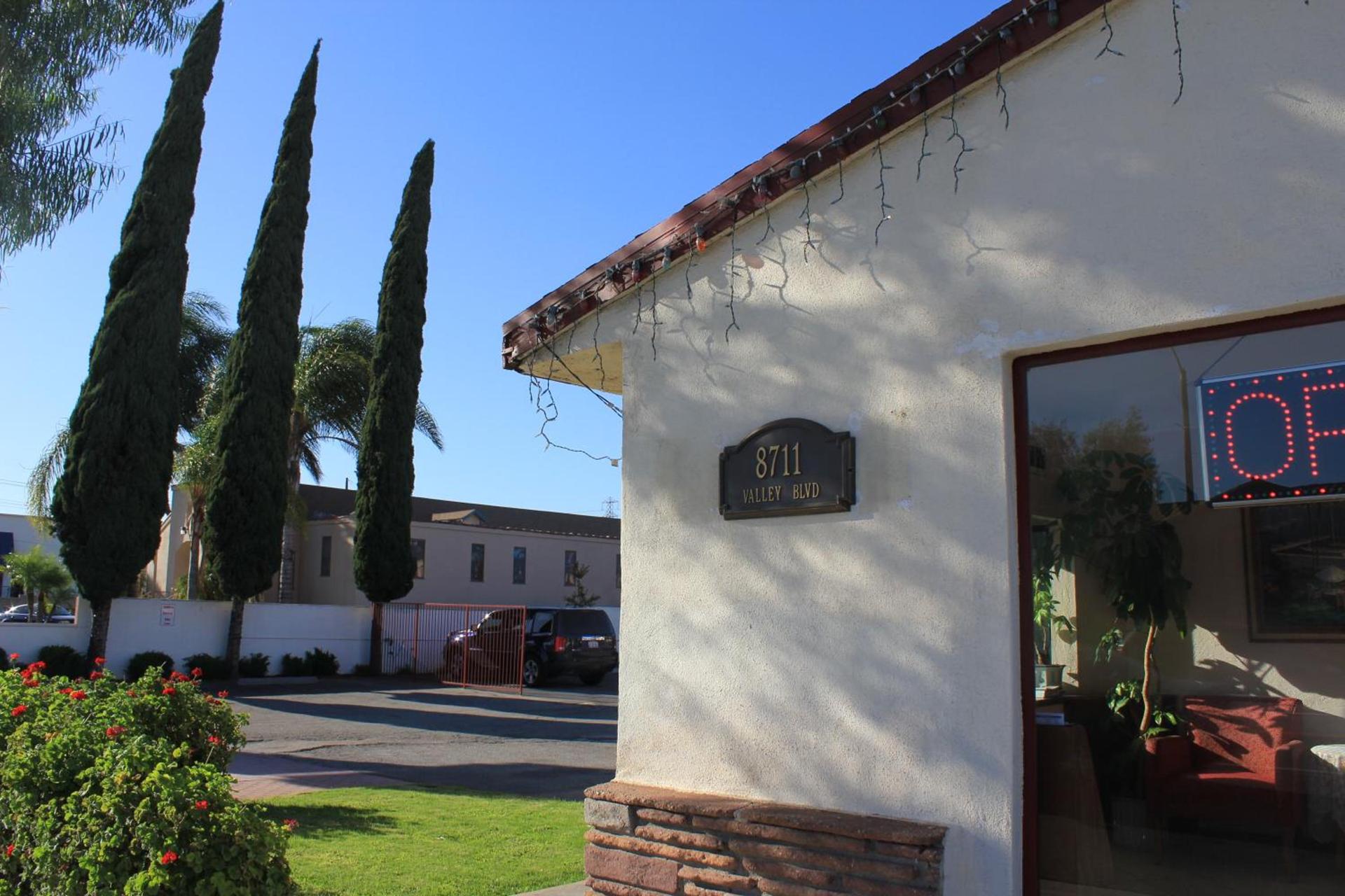 Valley Hotel photo 32