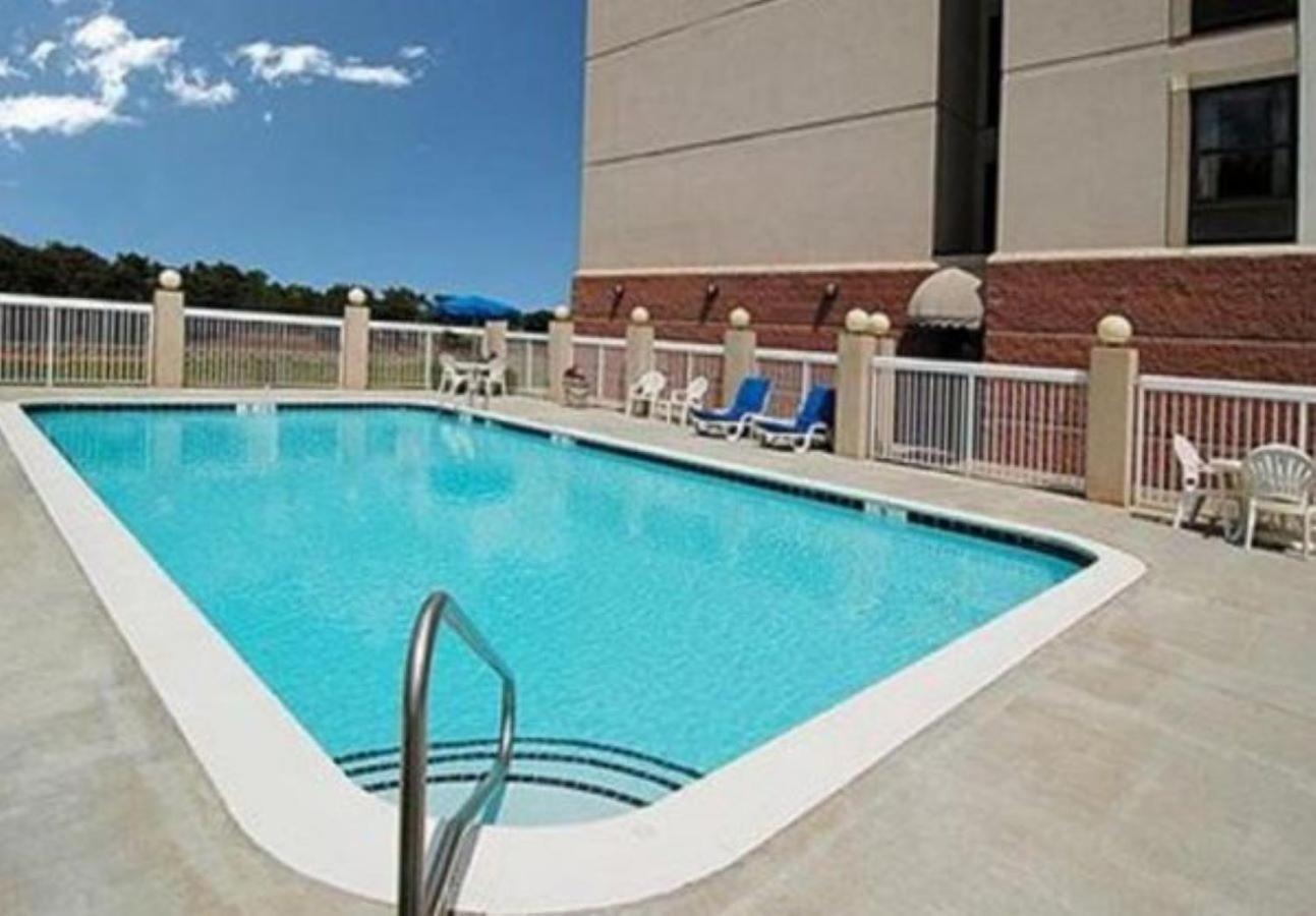 Comfort Suites University - Research Park photo 25