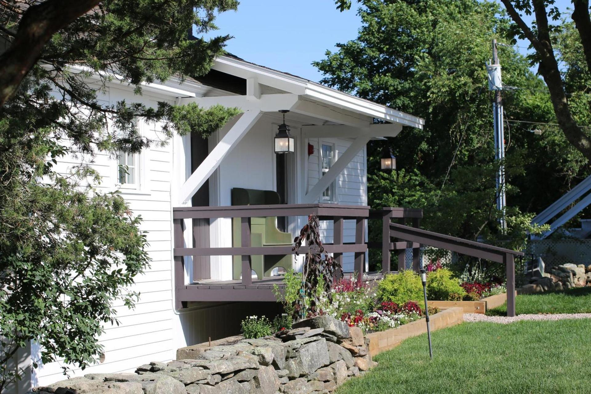 Shelter Harbor Inn photo 18