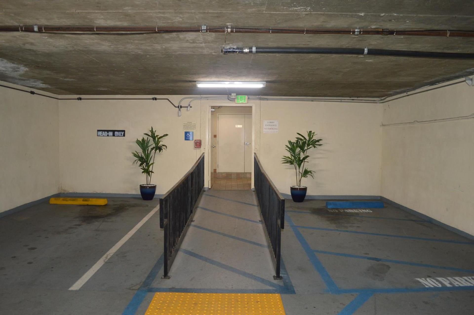 Jolly Roger Hotel photo 5