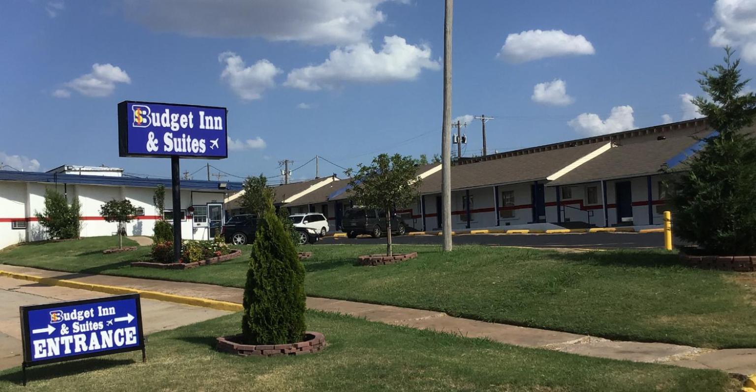 Budget Inn & Suites photo 1