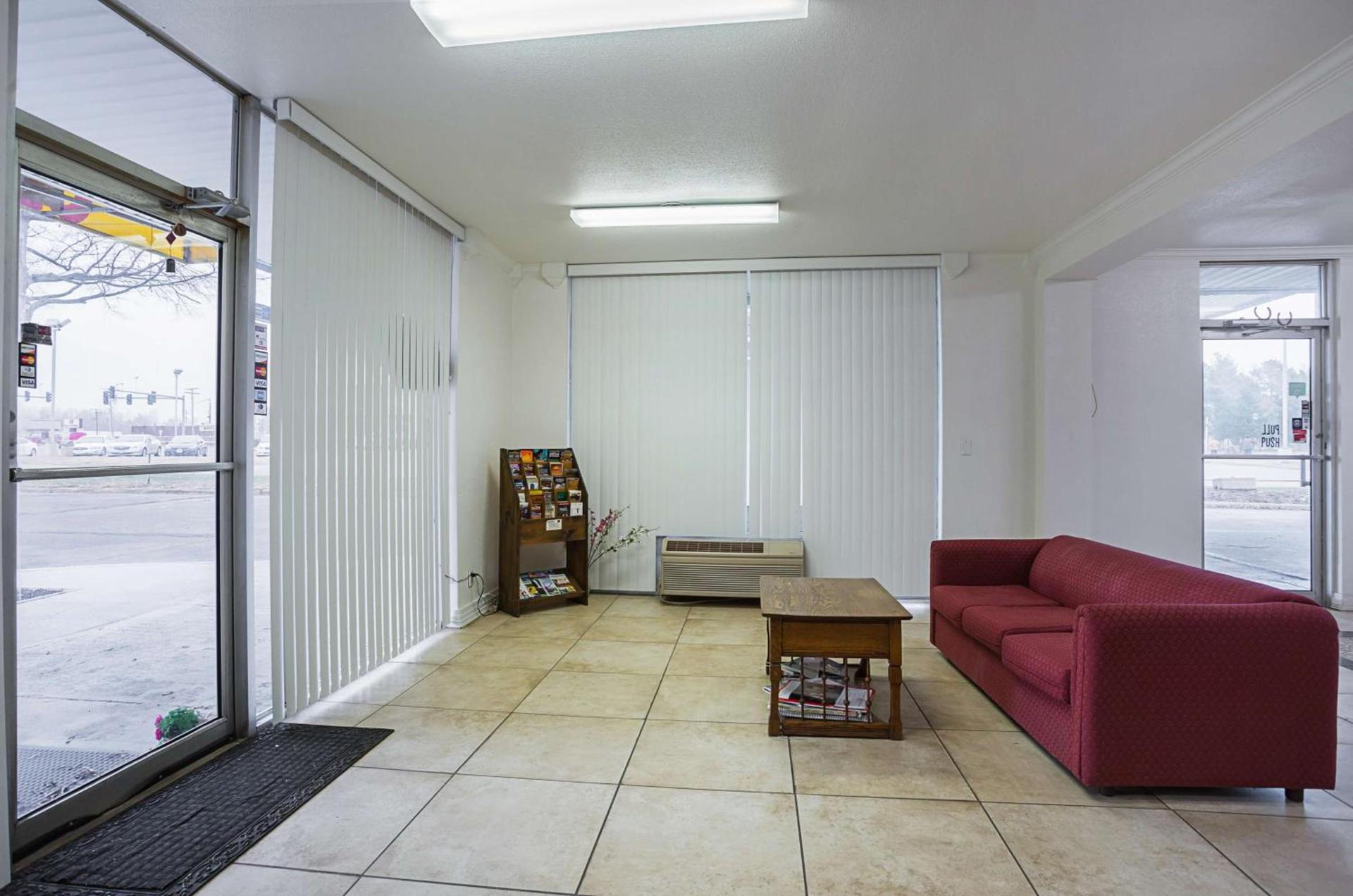 Motel 6-Brinkley, AR photo 38