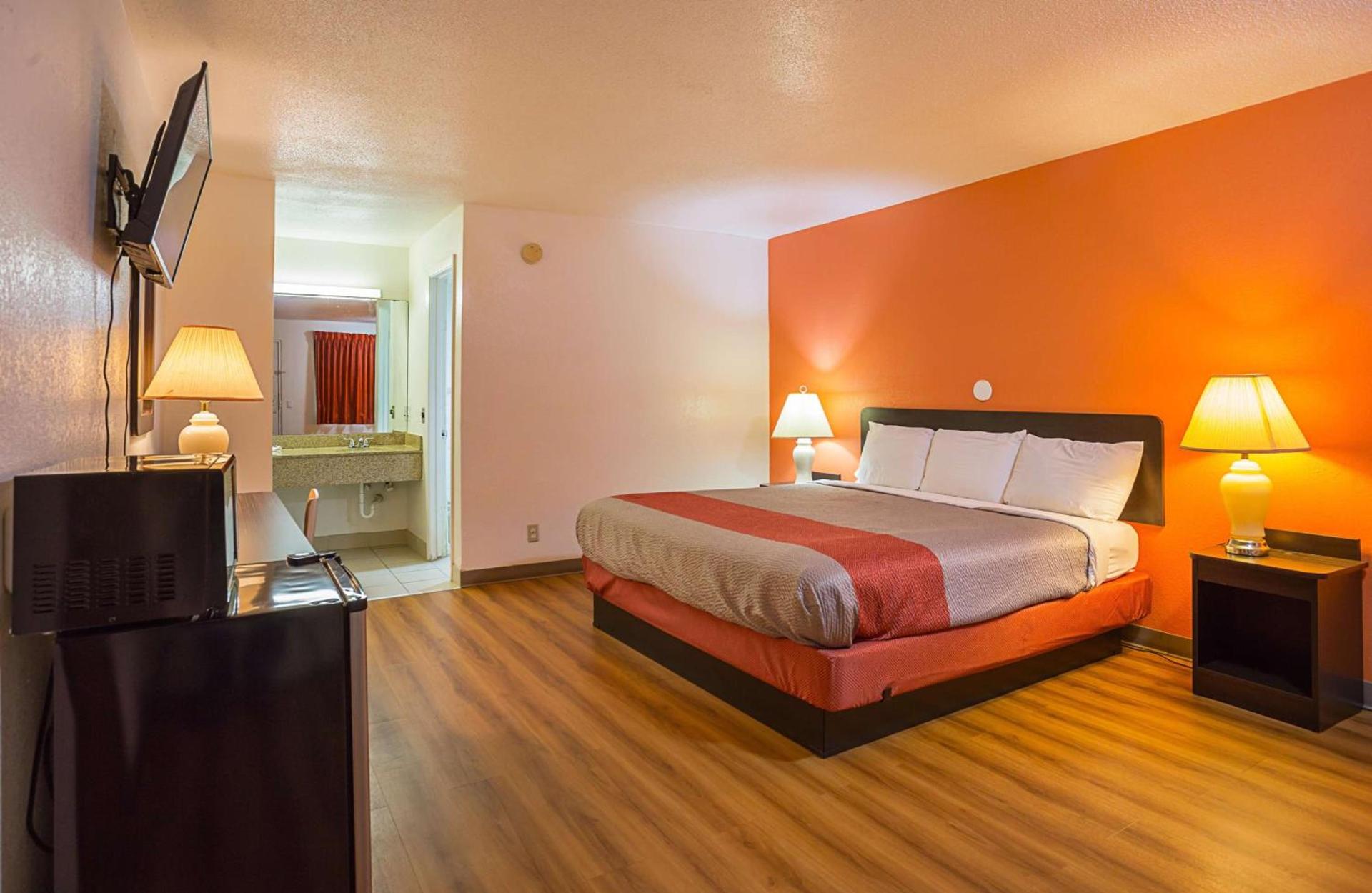 Motel 6-Brinkley, AR photo 34