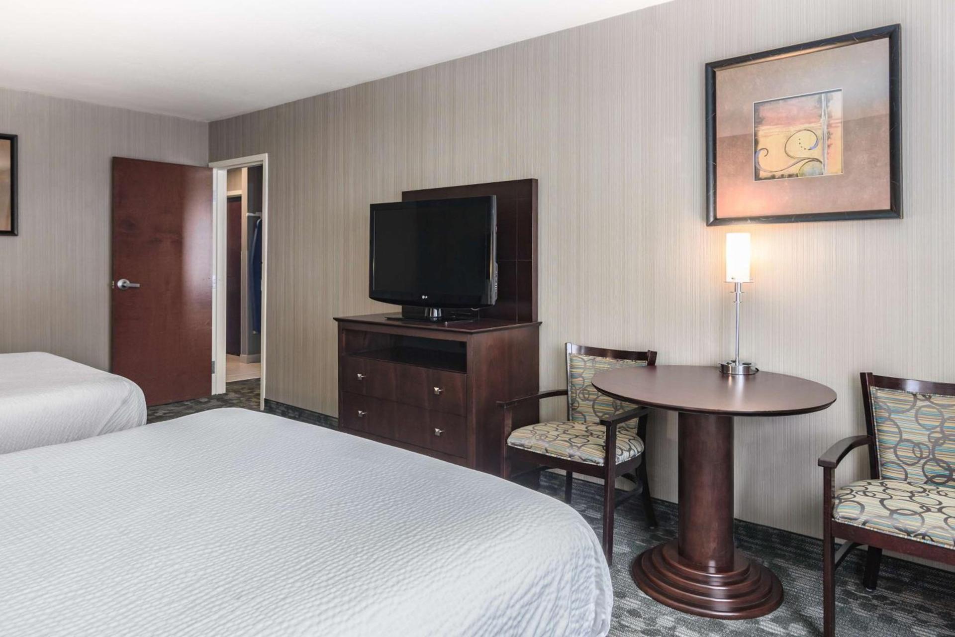 Best Western Concord Inn and Suites photo 40