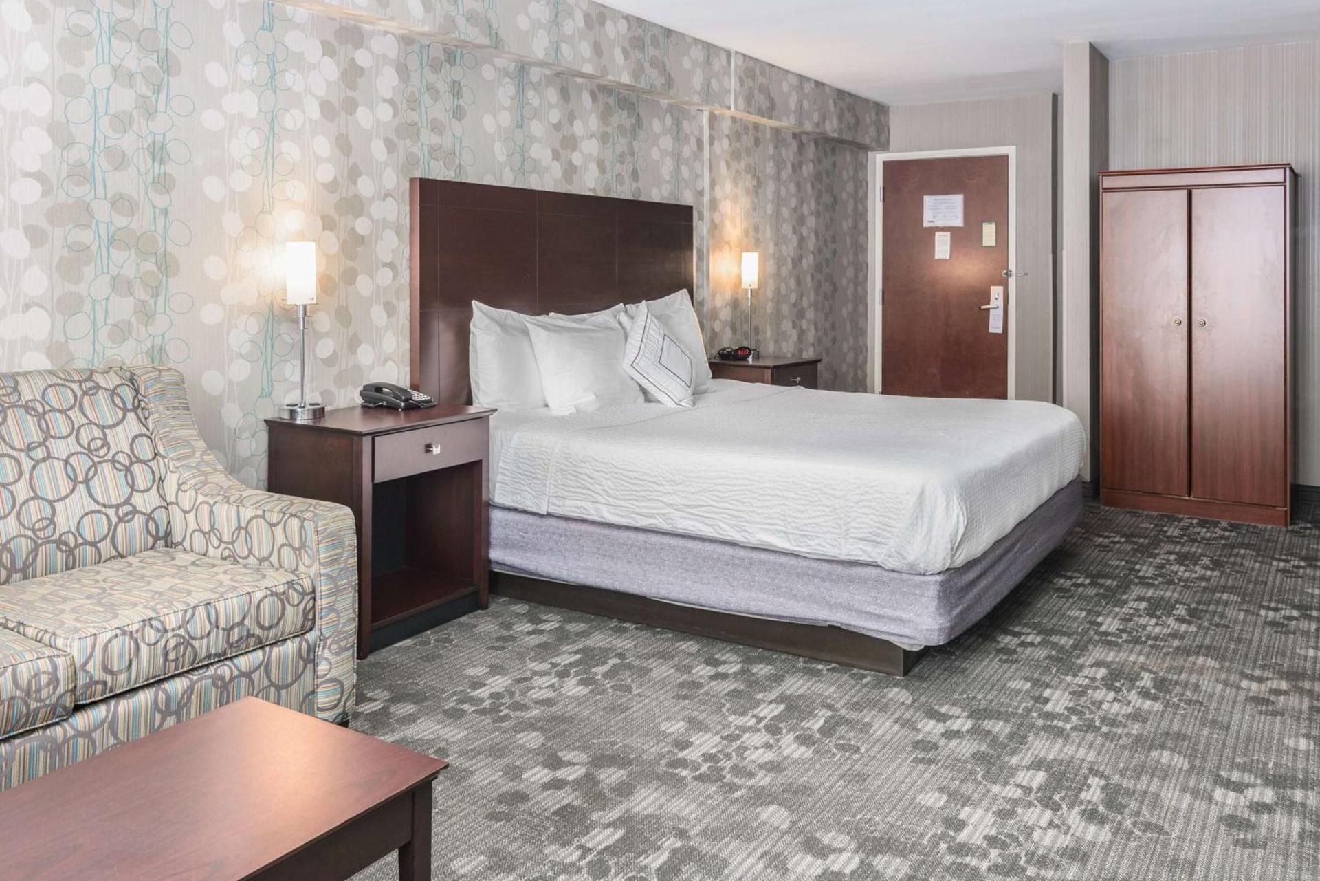 Best Western Concord Inn and Suites photo 44