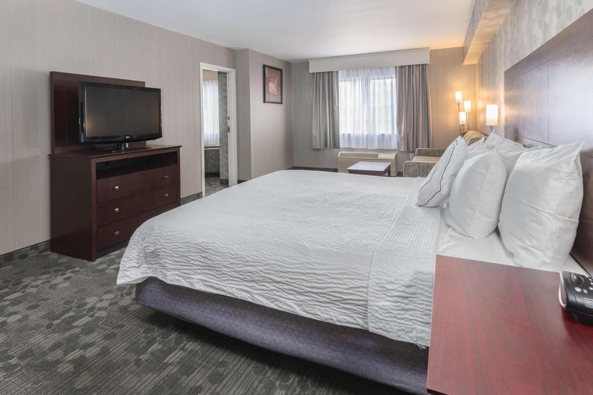 Best Western Concord Inn and Suites photo 47