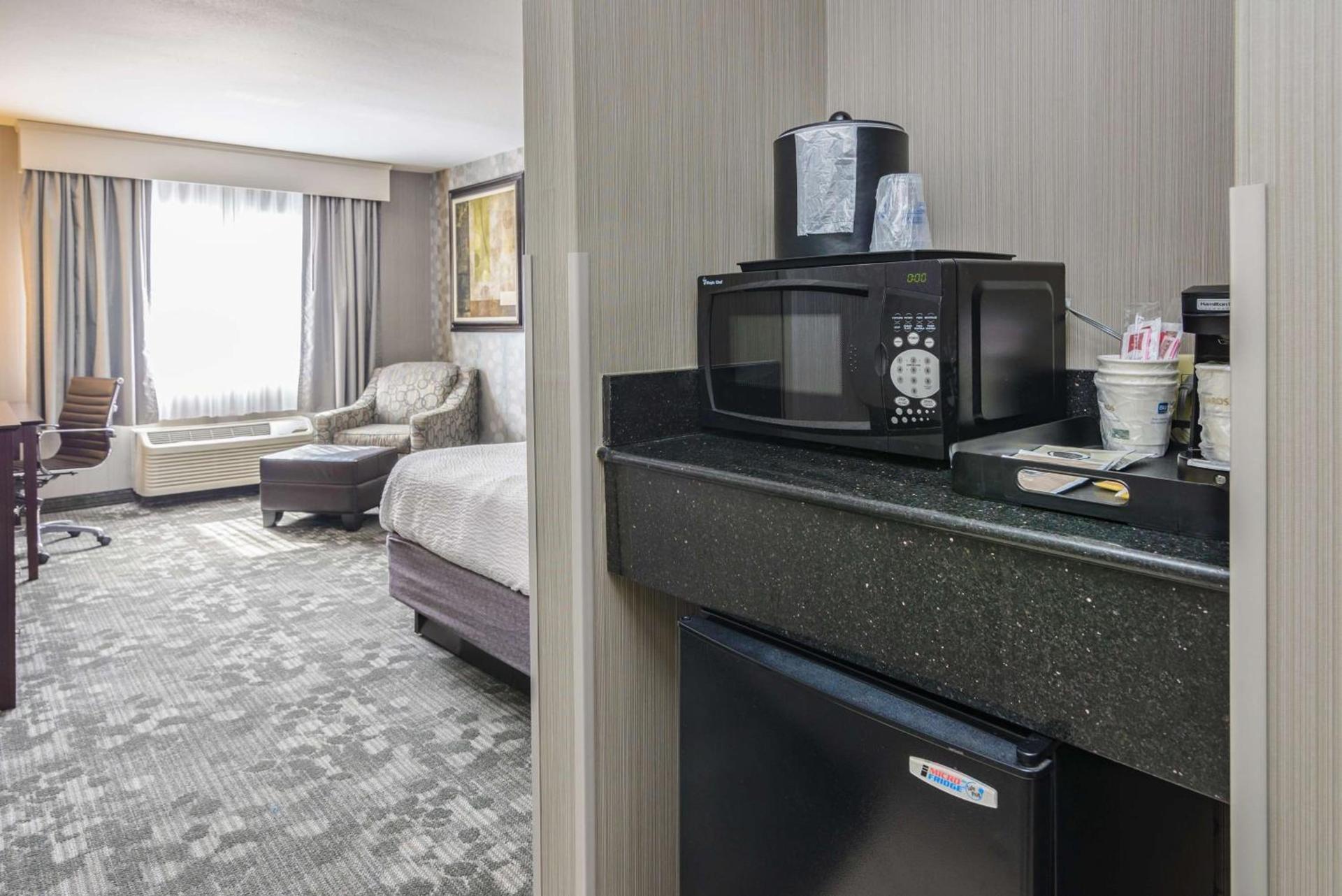 Best Western Concord Inn and Suites photo 29