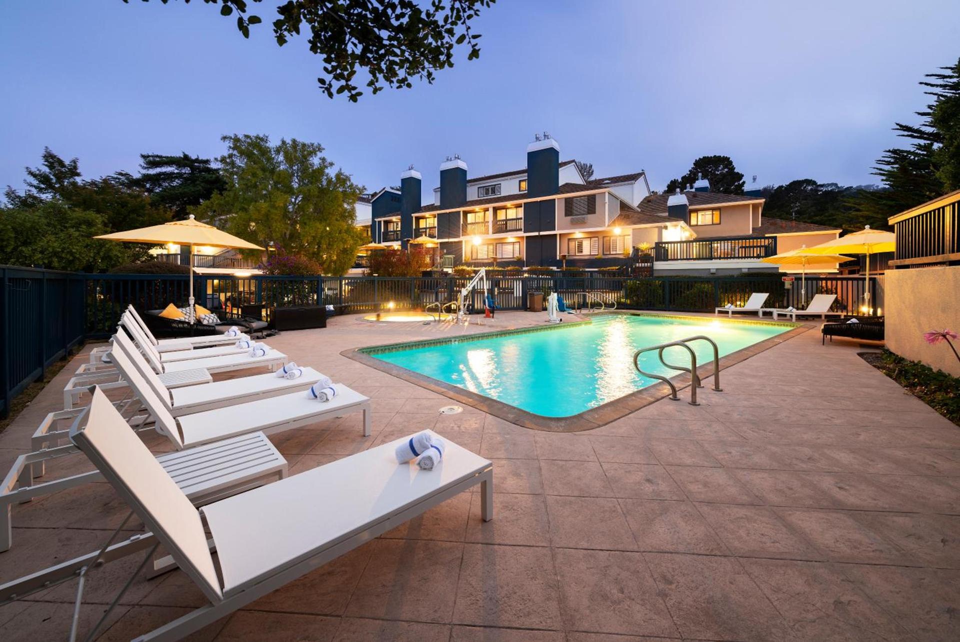 Mariposa Inn and Suites photo 2