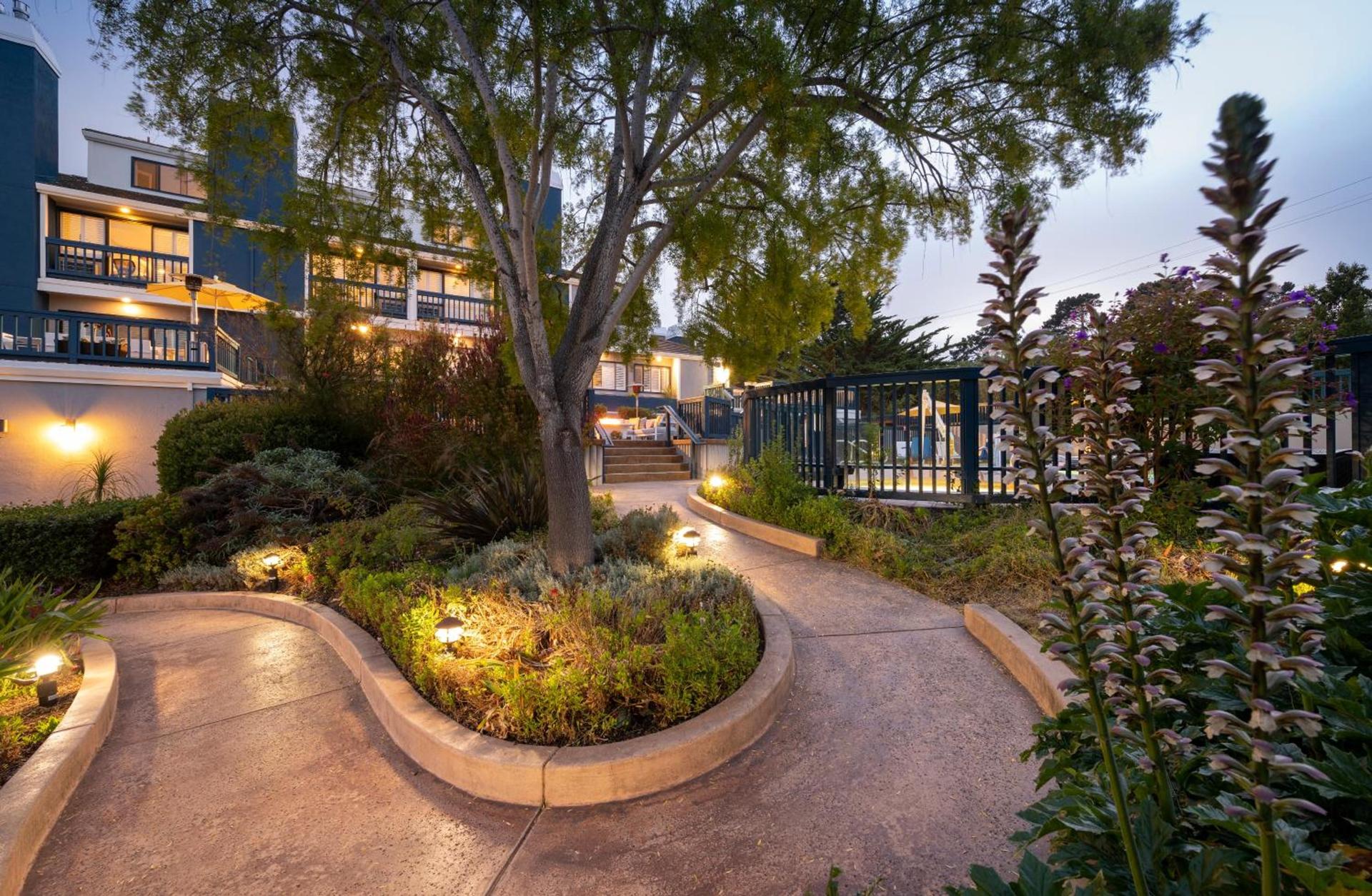 Mariposa Inn and Suites photo 15