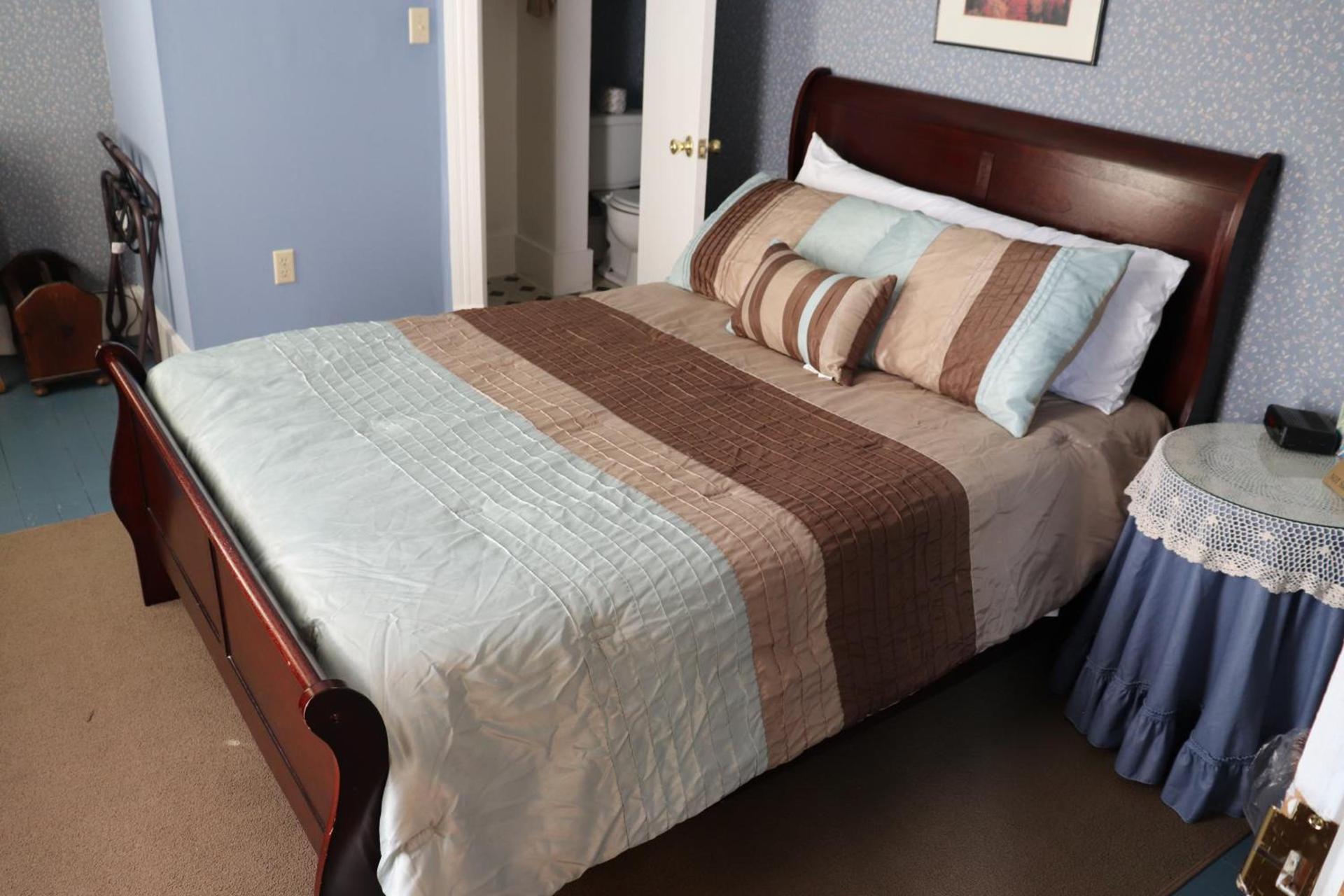 Reynolds House inn photo 9