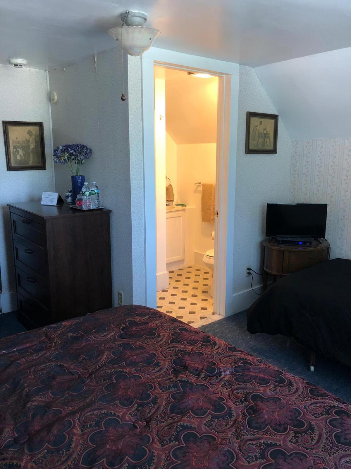Reynolds House inn photo 35