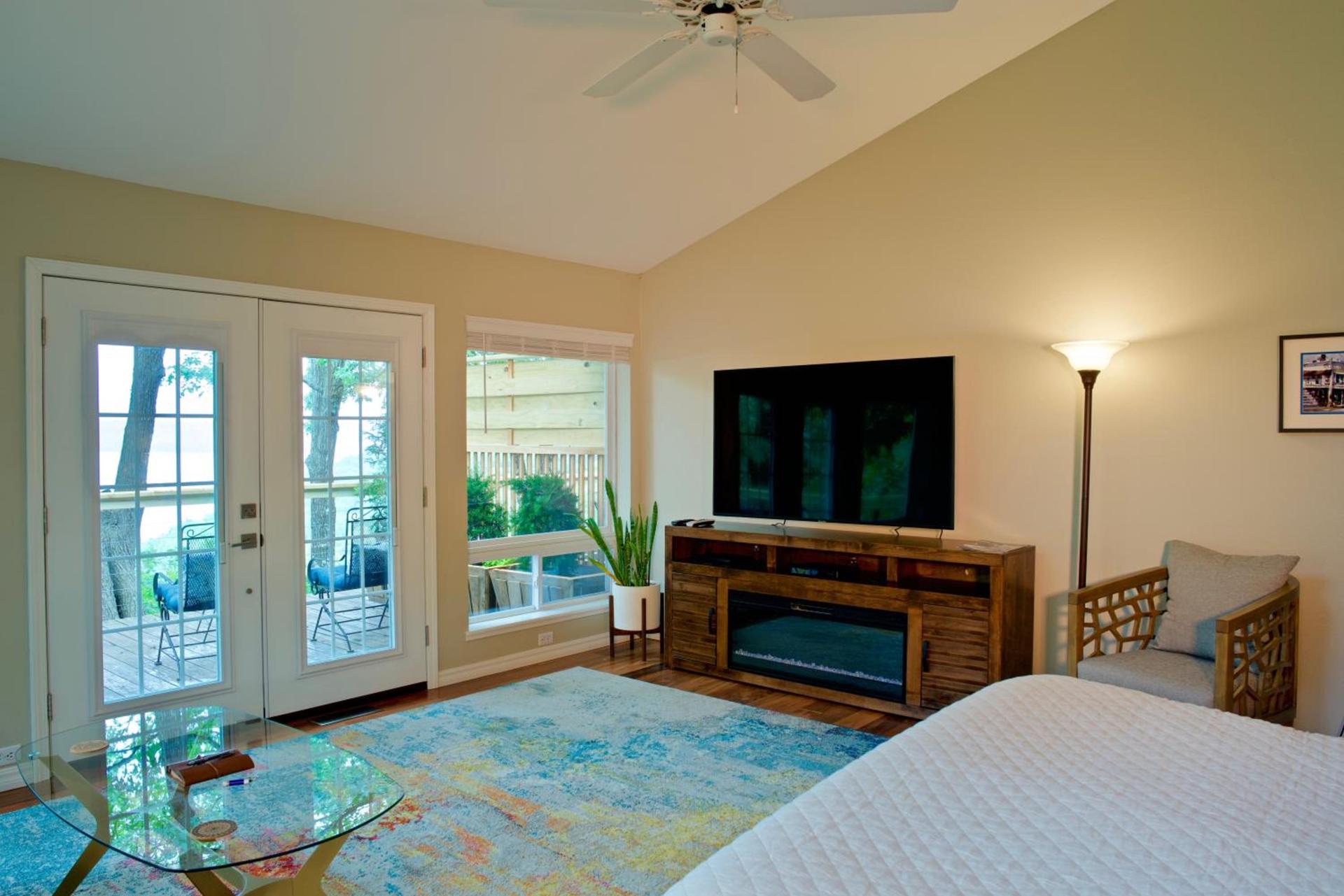 Beaver Lake Cottages photo 11