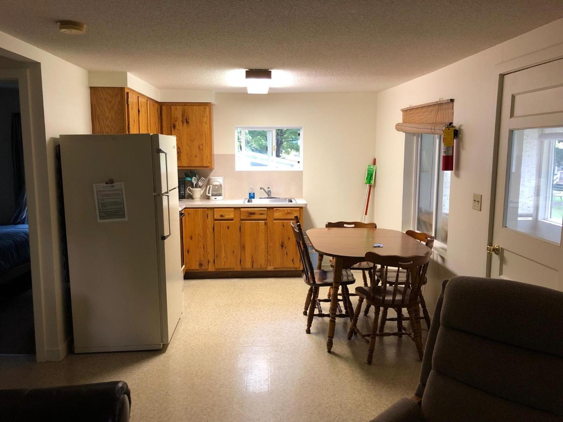 West Winds Motel & Cottages photo 48