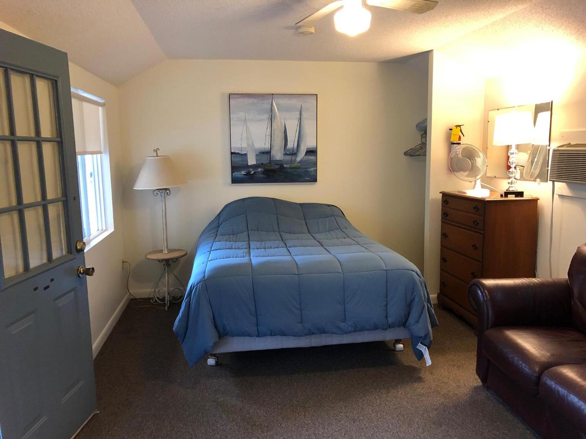West Winds Motel & Cottages photo 40