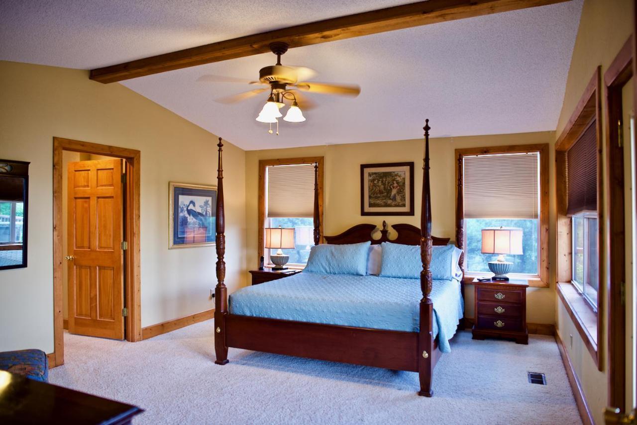 Beaver Lake Cottages photo 55