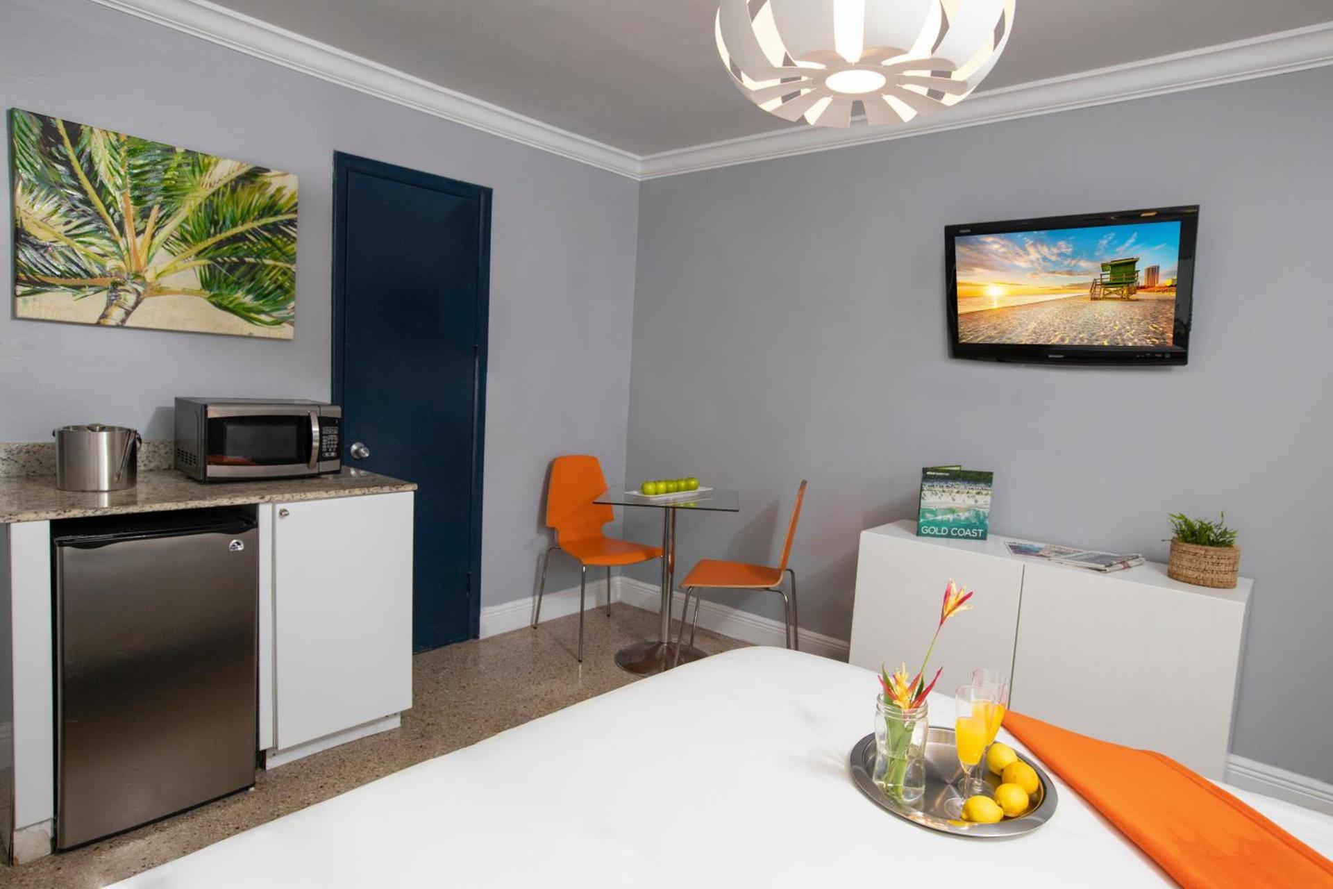 Hollywood Beach Suites and Hotel photo 44