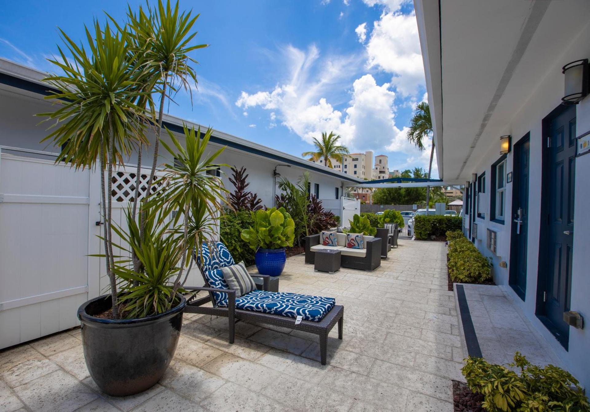Hollywood Beach Suites and Hotel photo 14