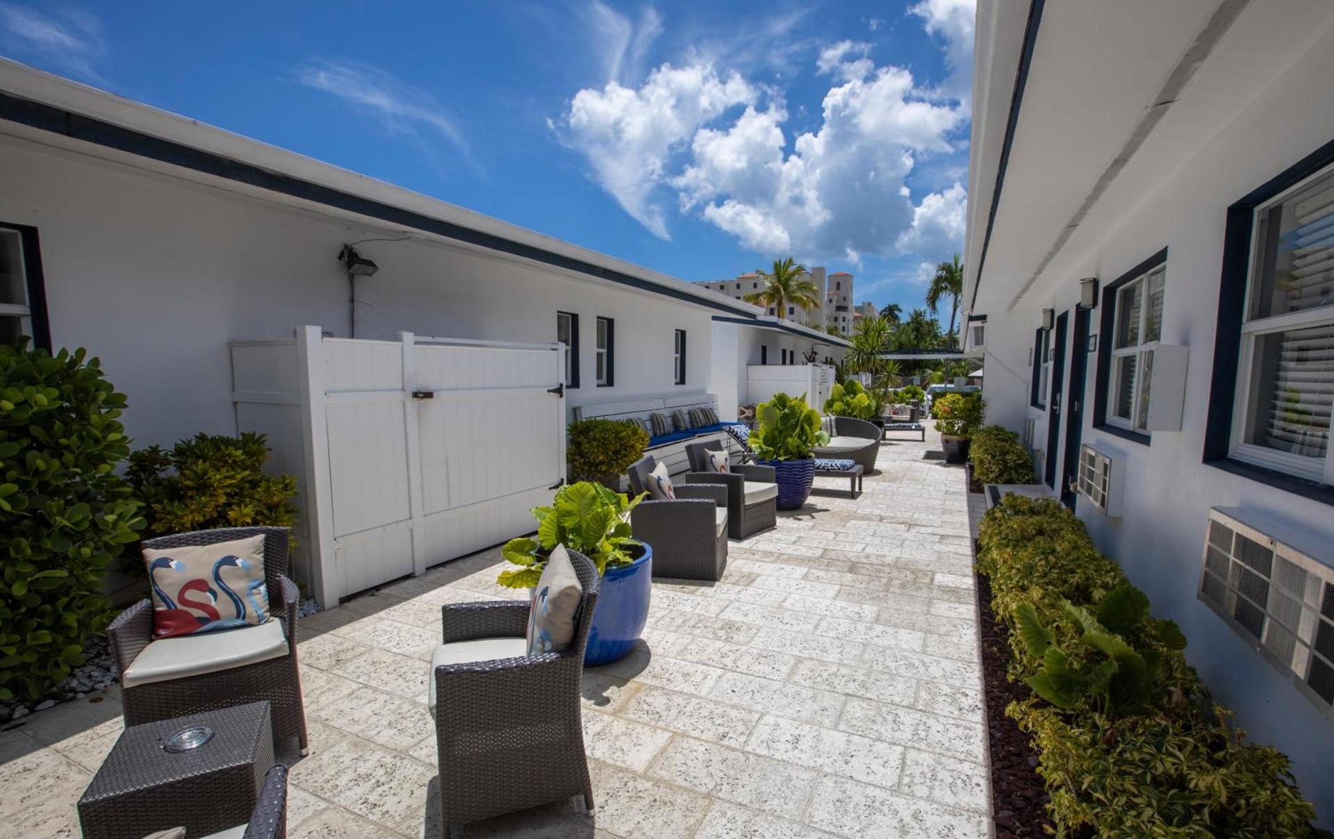 Hollywood Beach Suites and Hotel photo 3