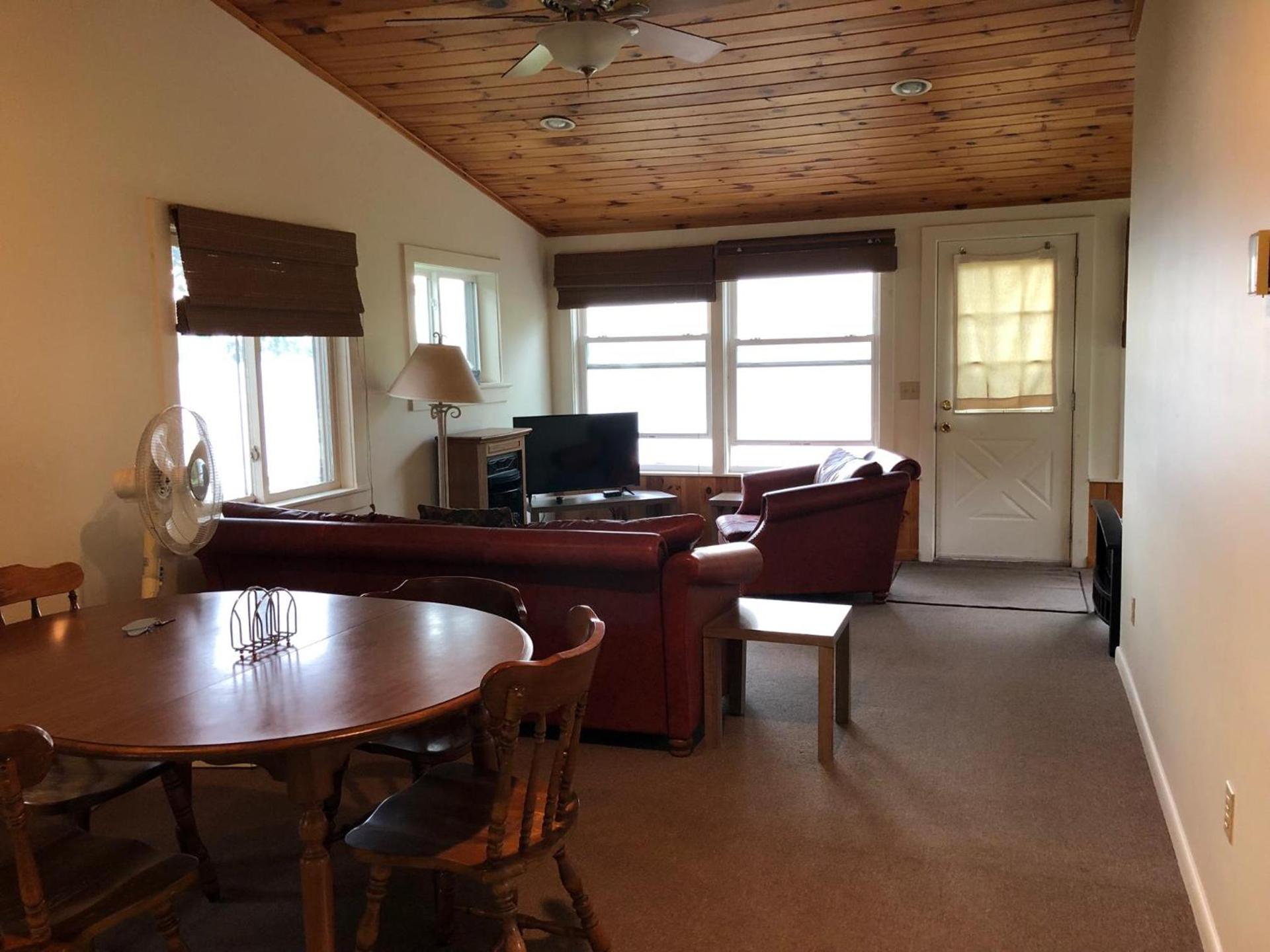 West Winds Motel & Cottages photo 21