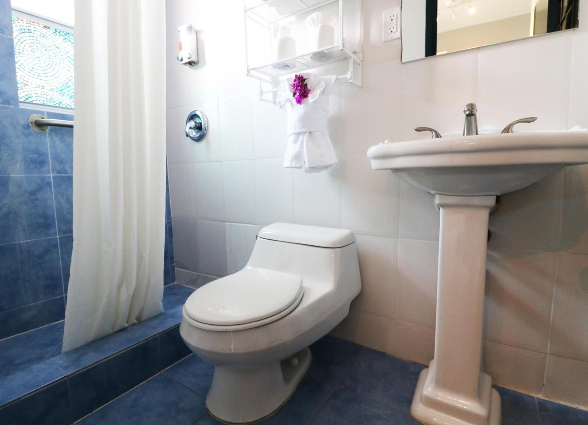 Hollywood Beach Suites and Hotel photo 34