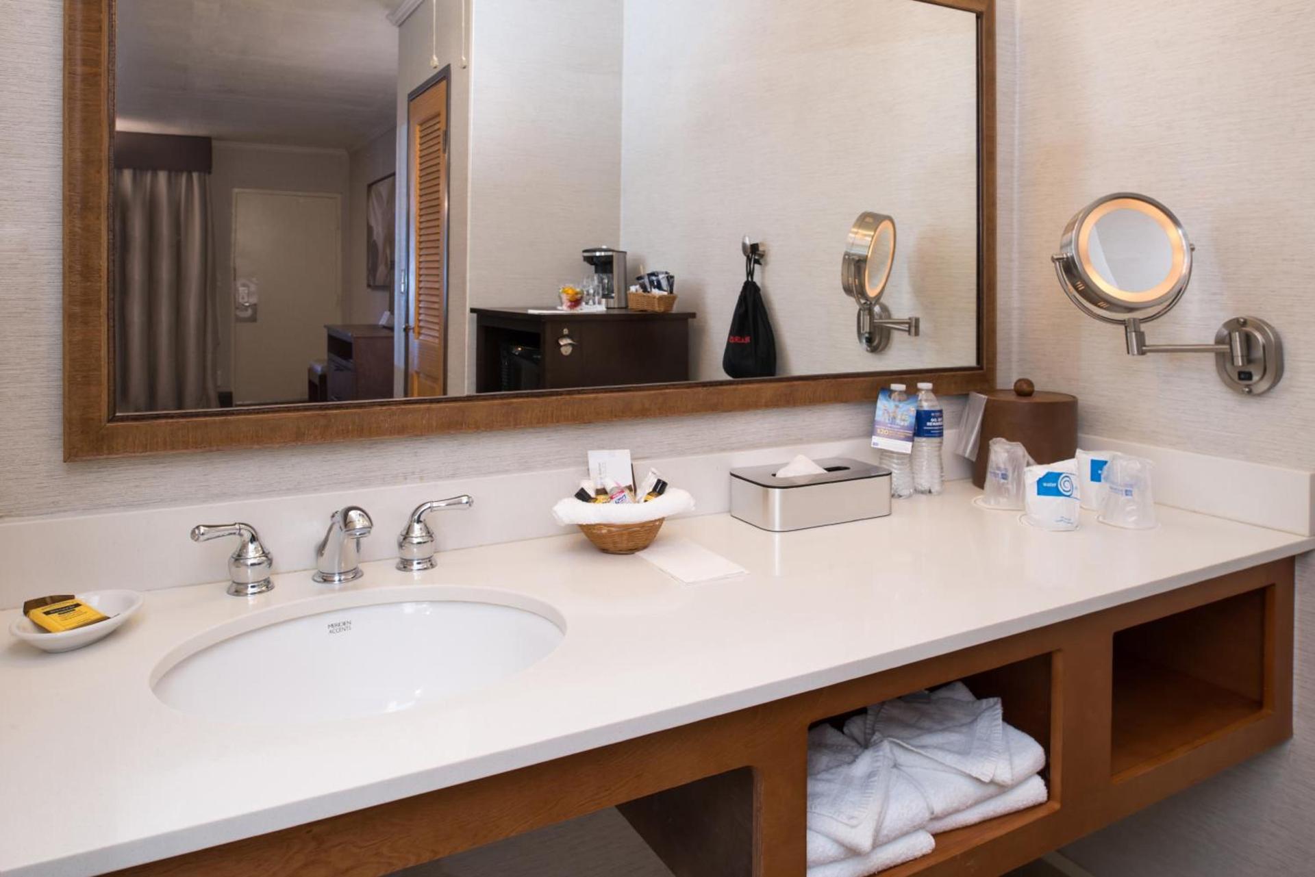 Best Western Plus Black Oak photo 96