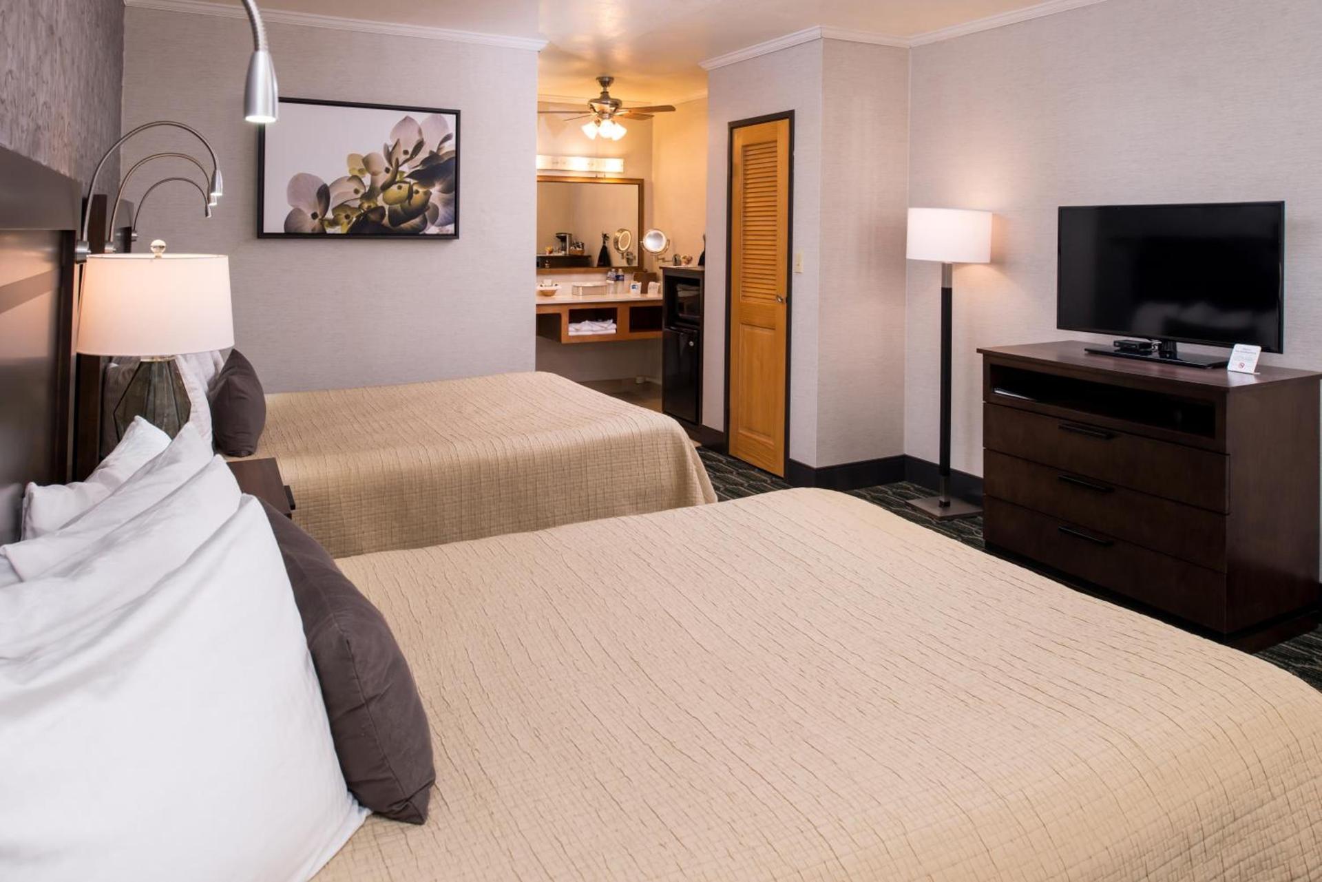 Best Western Plus Black Oak photo 94